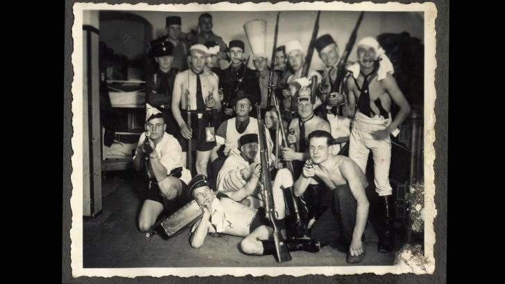 Photos souvenirs d'une bande de tortionnaires